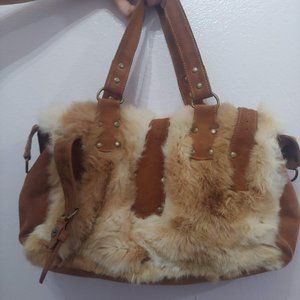 Mae and J Rabbit Fur Hand Bag🐇